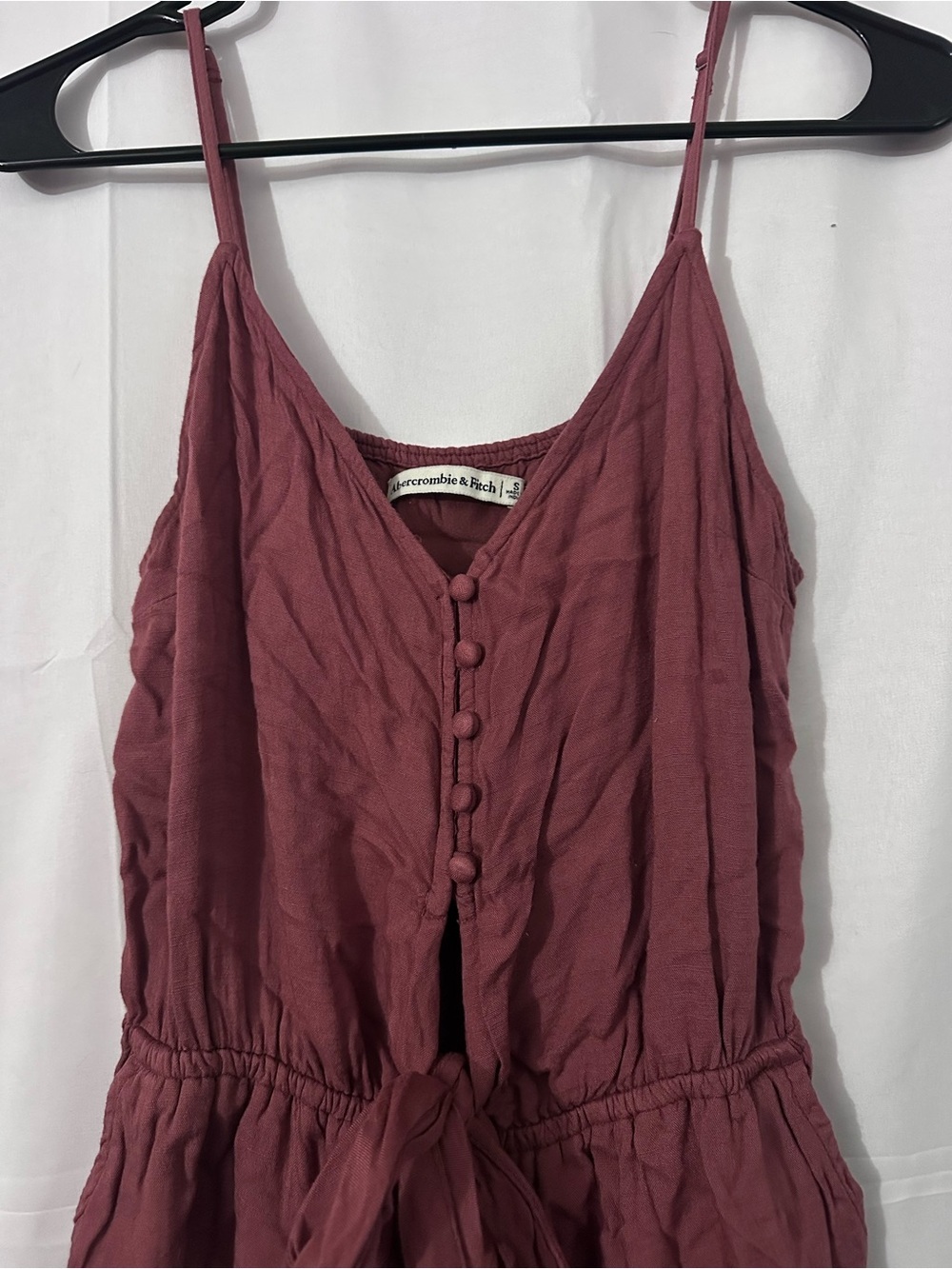 Abercrombie & Fitch Dusty Rose Button-Front Sleeveless Romper - Picture 2 of 3